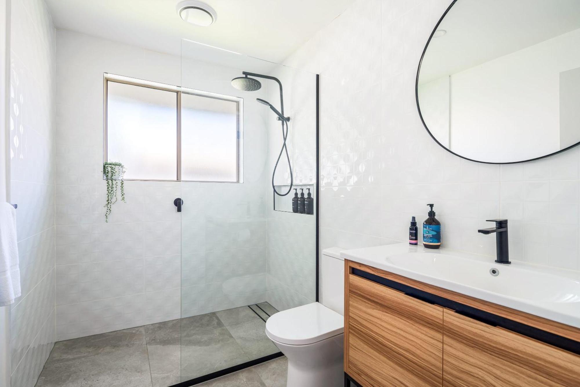 Sandy Dunes Retreat Pet-friendly Wurtulla Holiday home