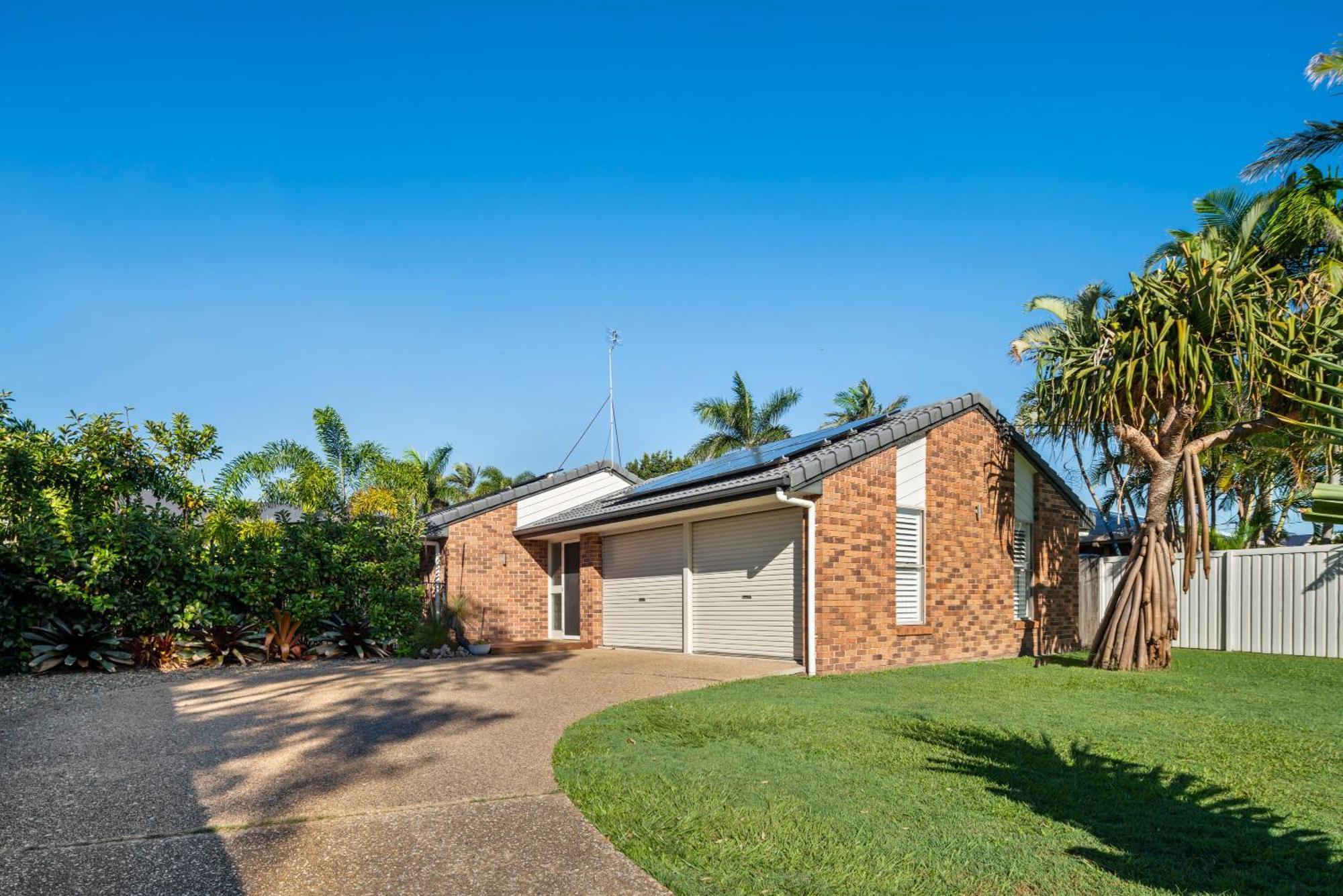 Holiday home Sandy Dunes Retreat Pet-friendly Wurtulla Kawana Waters